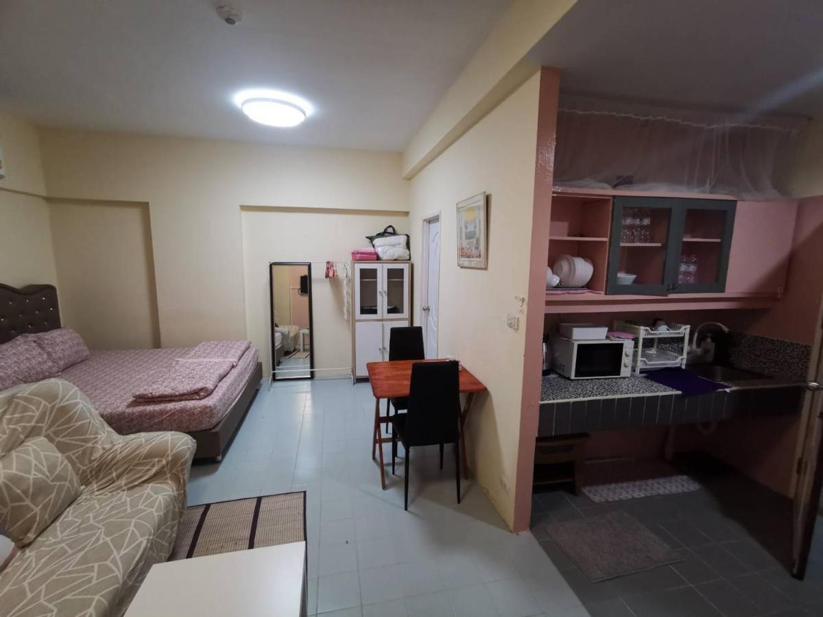 Tower Resident In The Heart Of Bangkok Shopping Center Apartment Makkasan Exterior photo