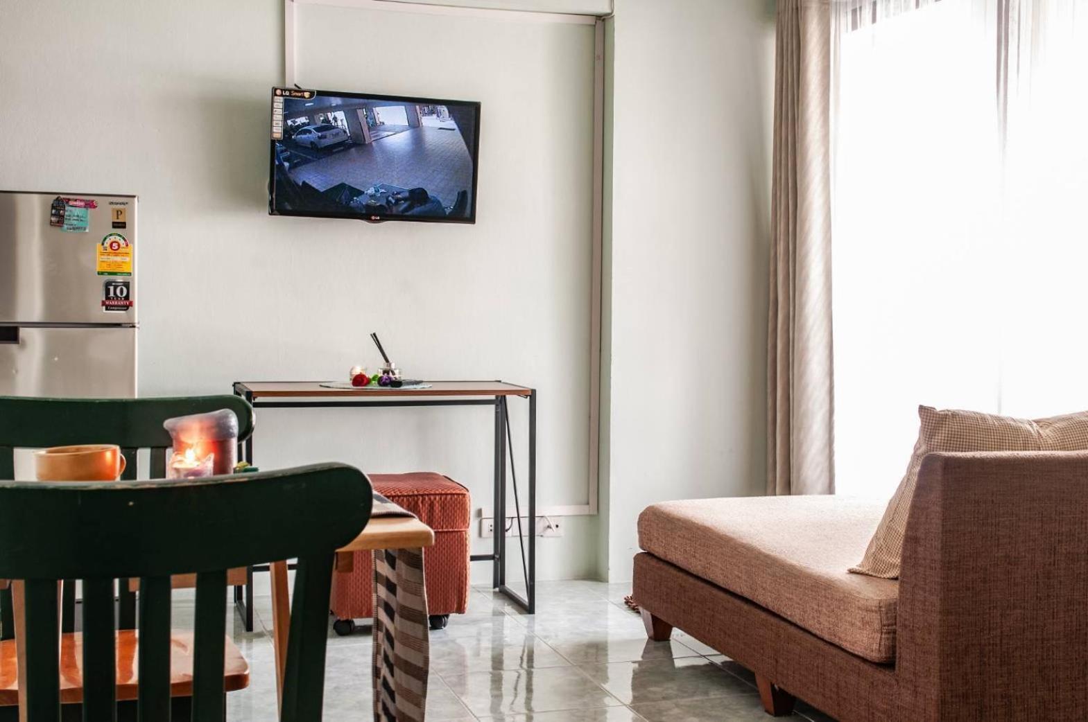 Tower Resident In The Heart Of Bangkok Shopping Center Apartment Makkasan Exterior photo